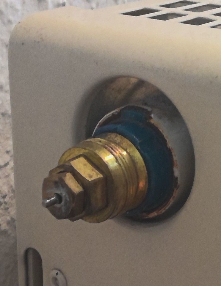 Anschluss an Heizkörper.jpg